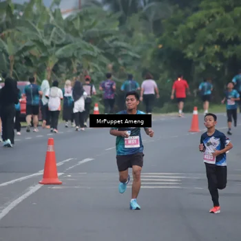 Runner Photo 4435443