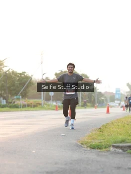 Runner Photo 4435484