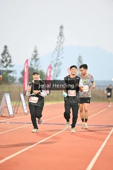 Runner Photo 4435537