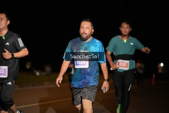 Runner Photo 4435613