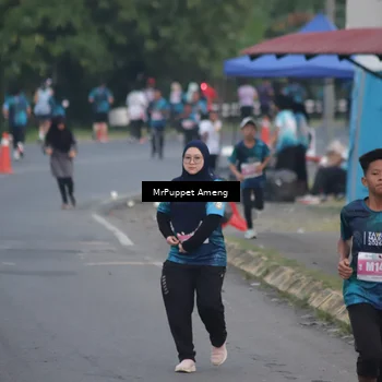 Runner Photo 4435631