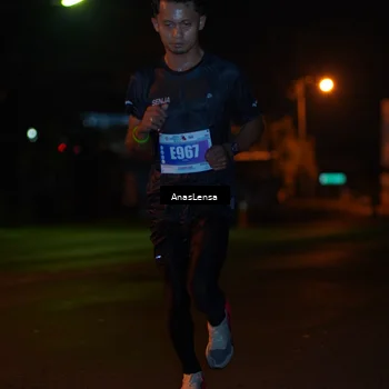 Runner Photo 4435635