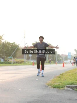 Runner Photo 4435666