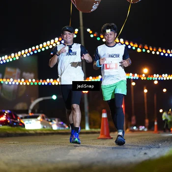 Runner Photo 4435692