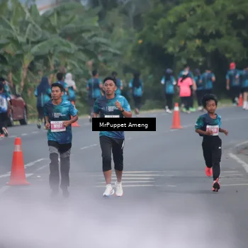 Runner Photo 4435784