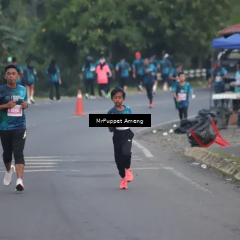 Runner Photo 4435800
