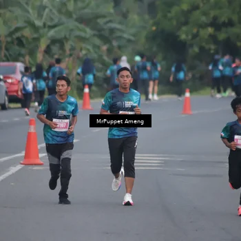 Runner Photo 4435825