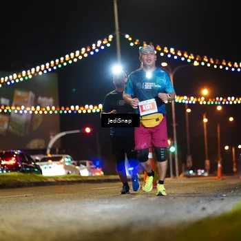 Runner Photo 4435875