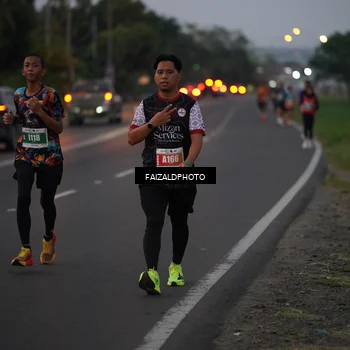 Runner Photo 4435914