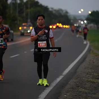 Runner Photo 4435934