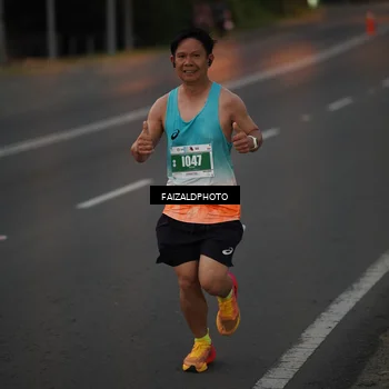 Runner Photo 4435974