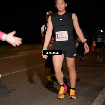 Runner Photo 4435994