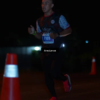 Runner Photo 4436072