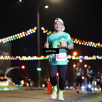 Runner Photo 4436074