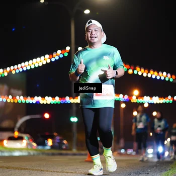 Runner Photo 4436091