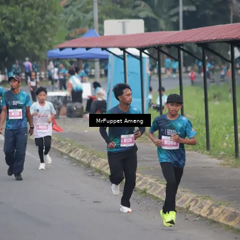 Runner Photo 4436107