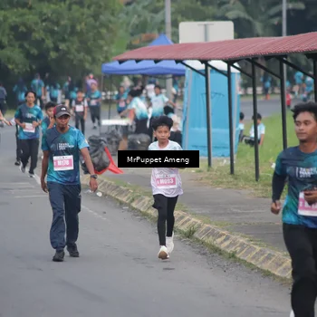 Runner Photo 4436123