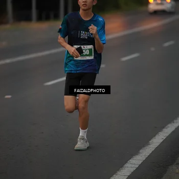Runner Photo 4436130