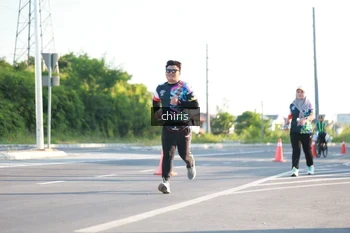 Runner Photo 4436187