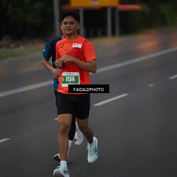 Runner Photo 4436198