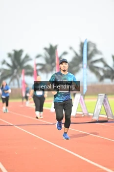 Runner Photo 4436303