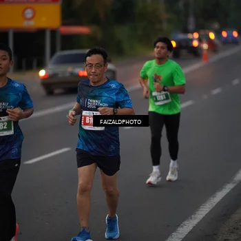 Runner Photo 4436362