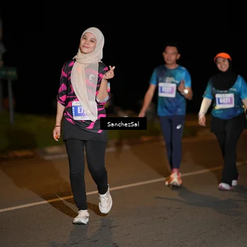 Runner Photo 4436367