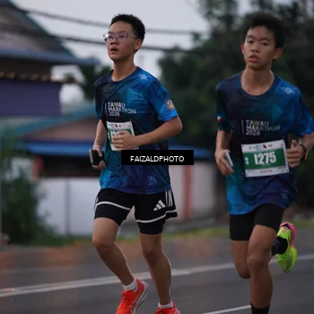 Runner Photo 4436407