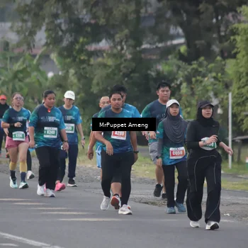 Runner Photo 4436448