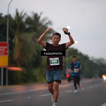 Runner Photo 4436472
