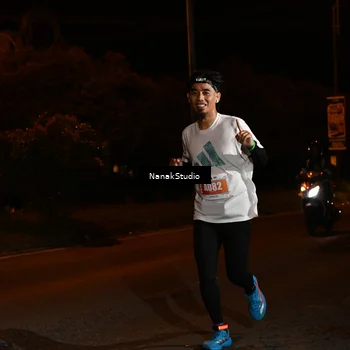 Runner Photo 4436477