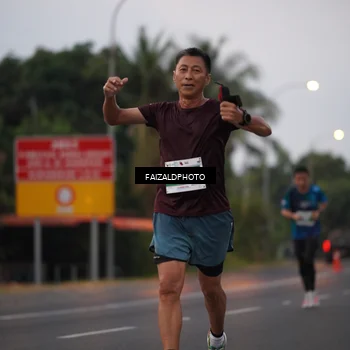 Runner Photo 4436488