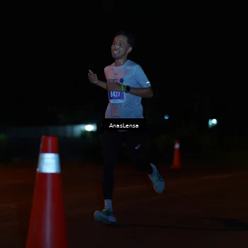 Runner Photo 4436565