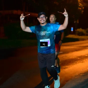 Runner Photo 4436567
