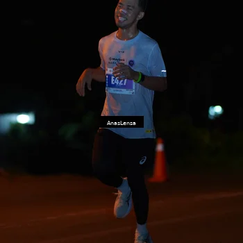 Runner Photo 4436573