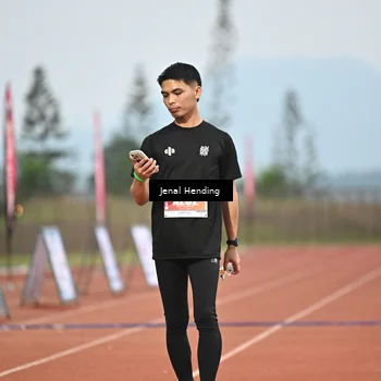 Runner Photo 4436595