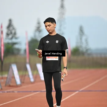 Runner Photo 4436642