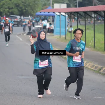 Runner Photo 4436643