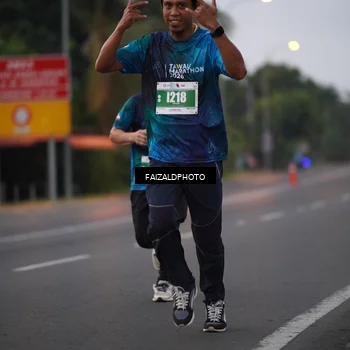 Runner Photo 4436698