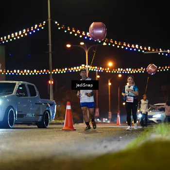 Runner Photo 4436713
