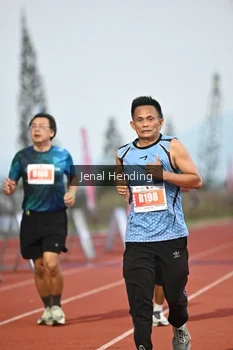Runner Photo 4436872