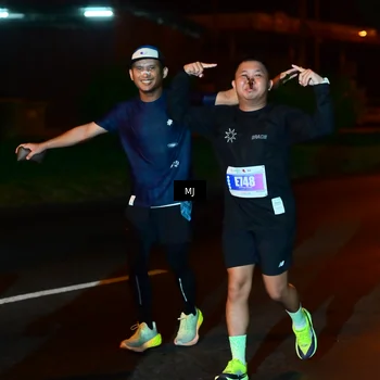 Runner Photo 4436973
