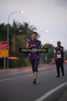 Runner Photo 4437028