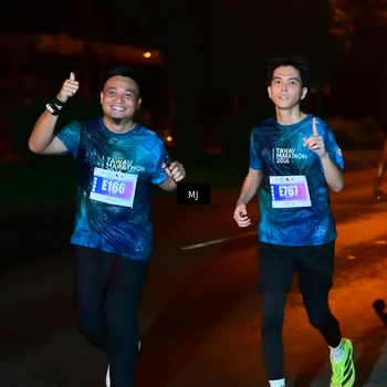 Runner Photo 4437054