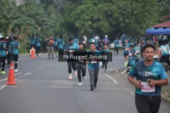 Runner Photo 4437057