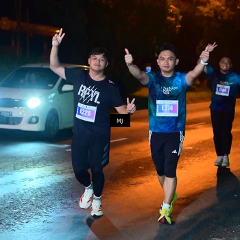 Runner Photo 4437072