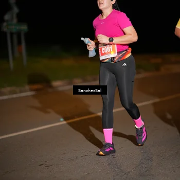 Runner Photo 4437116