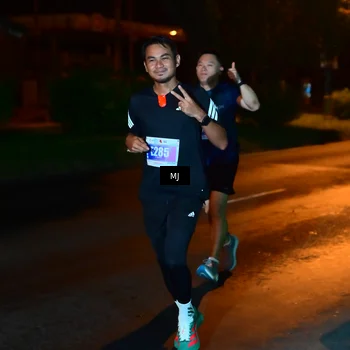 Runner Photo 4437159