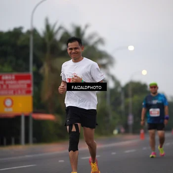 Runner Photo 4437165