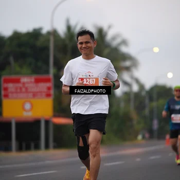Runner Photo 4437198